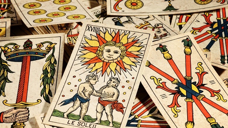 What You Should Know About Tarot Cards