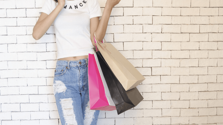 Budget Clothing Shopping: How to Safe Money Effectively